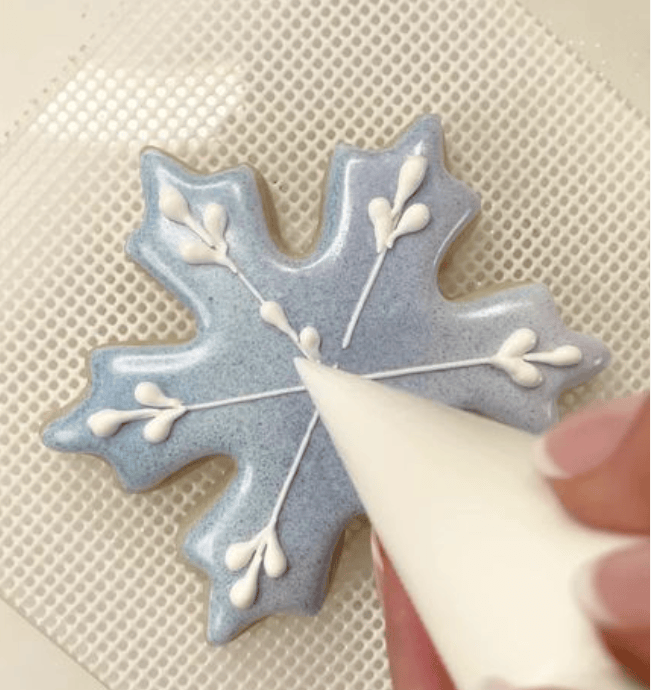 Icing the Tree Cookie